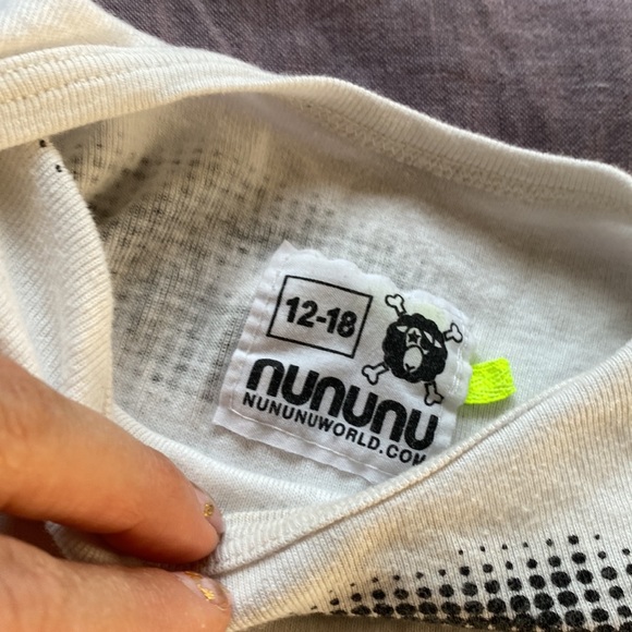 NUNUNU 12-18m eye onesie - Picture 2 of 4